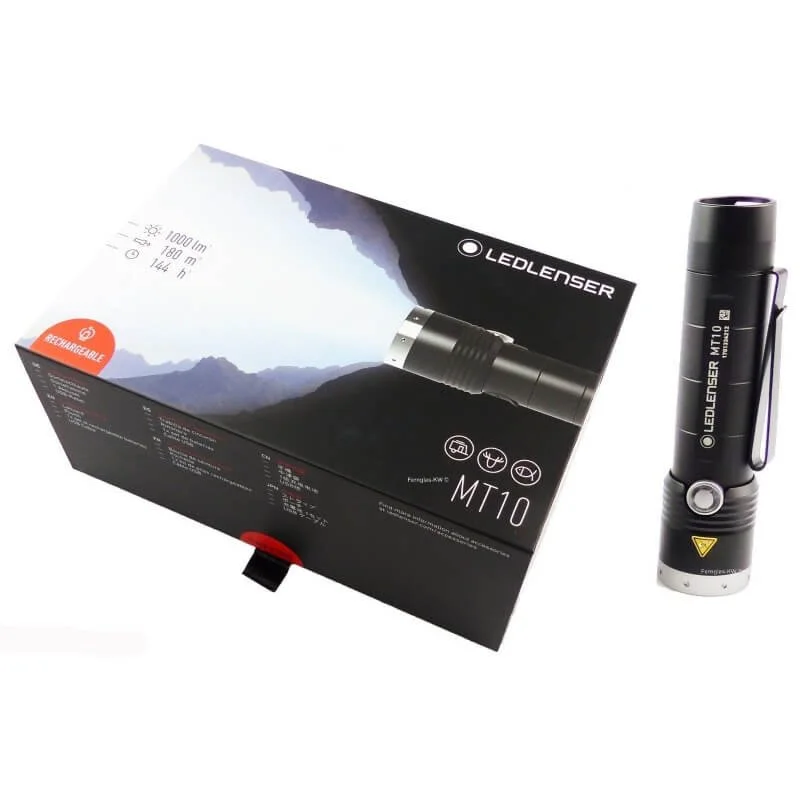 Mała latarka ręczna Ledlenser MT10 o mocy świetlnej 1000